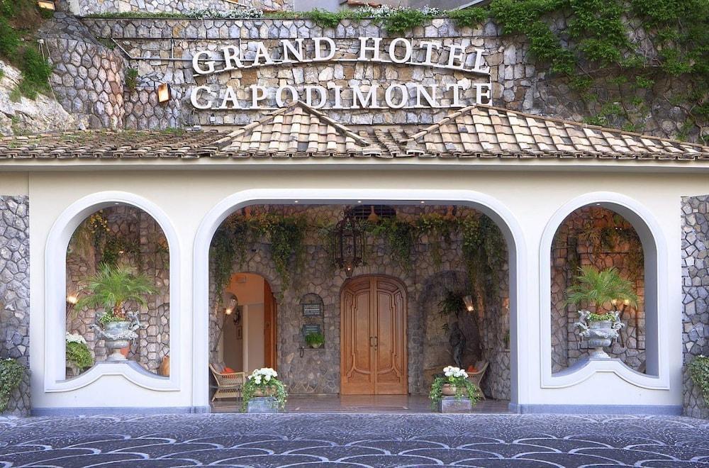 Grand Hotel Capodimonte Naples Exterior photo